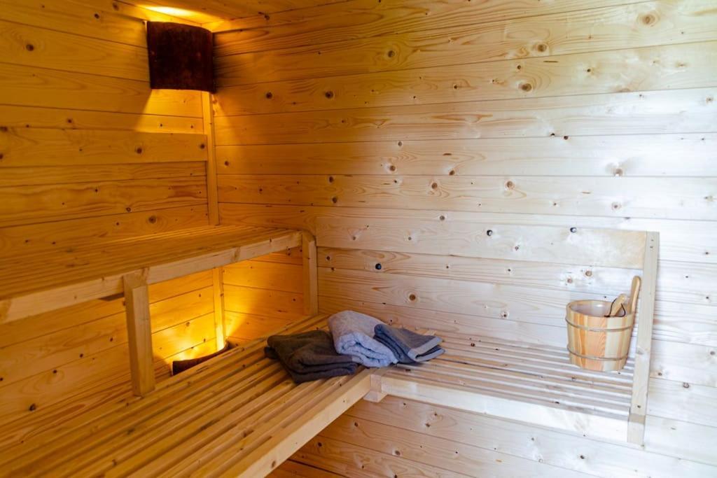 La Cabane Du Cerf Et Son Sauna Attre Dış mekan fotoğraf